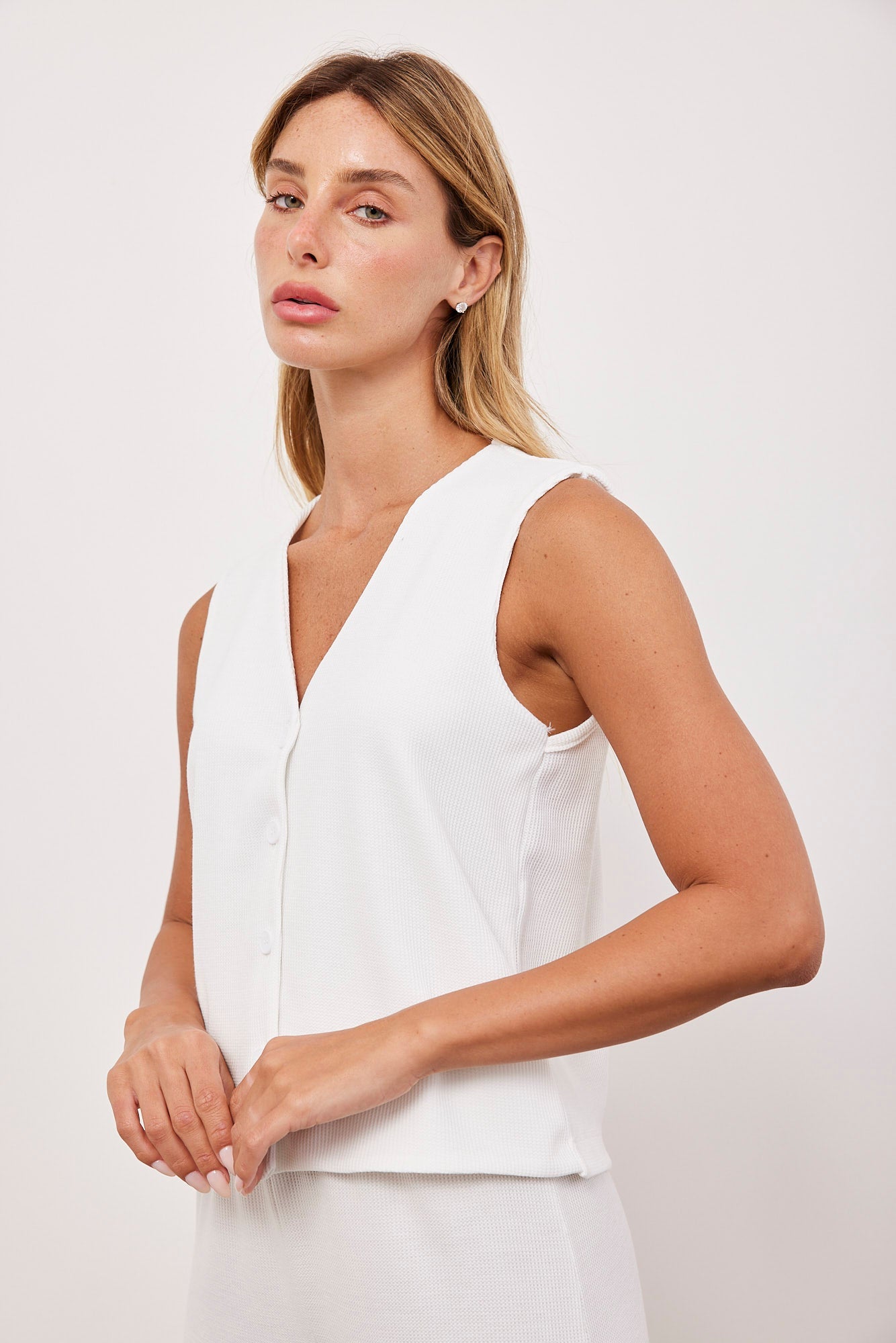 וסט מבד וופל - ITAY BRANDS