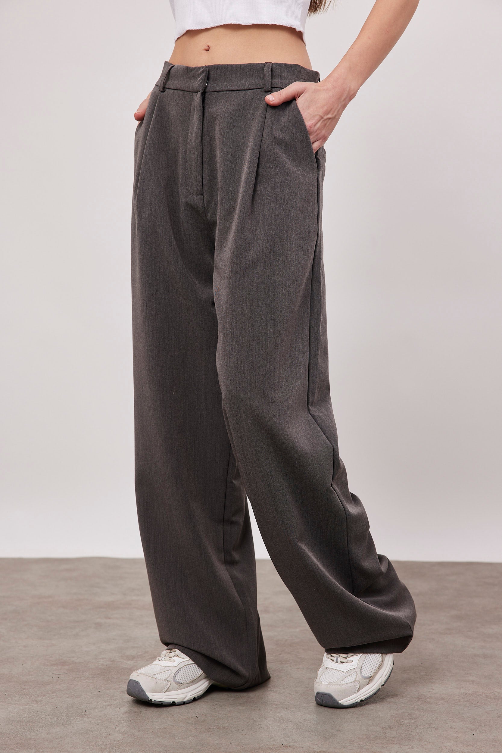 מכנסיים ארוכים מחוייטים