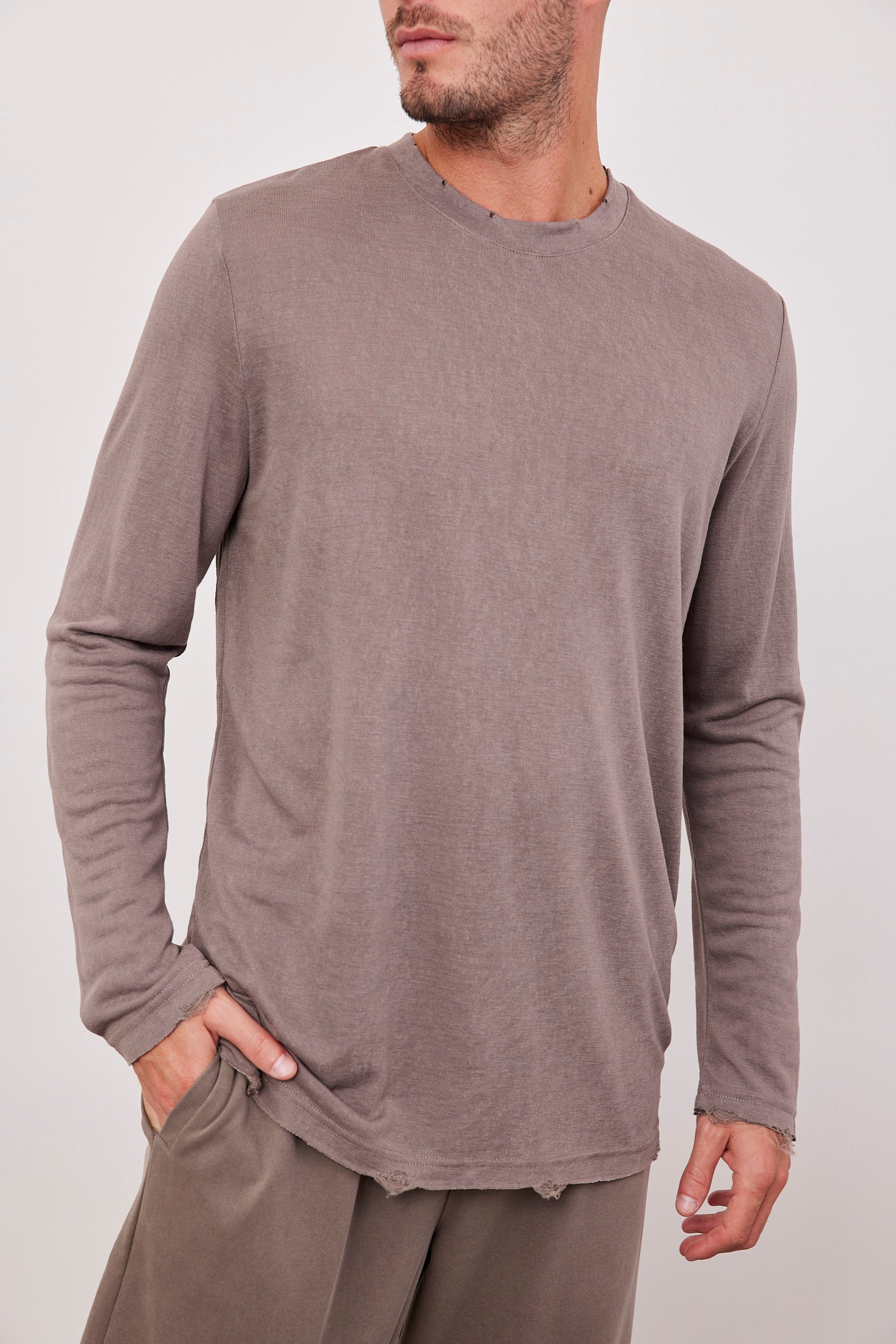 חולצת קרעים ארוכה במראה פשתן