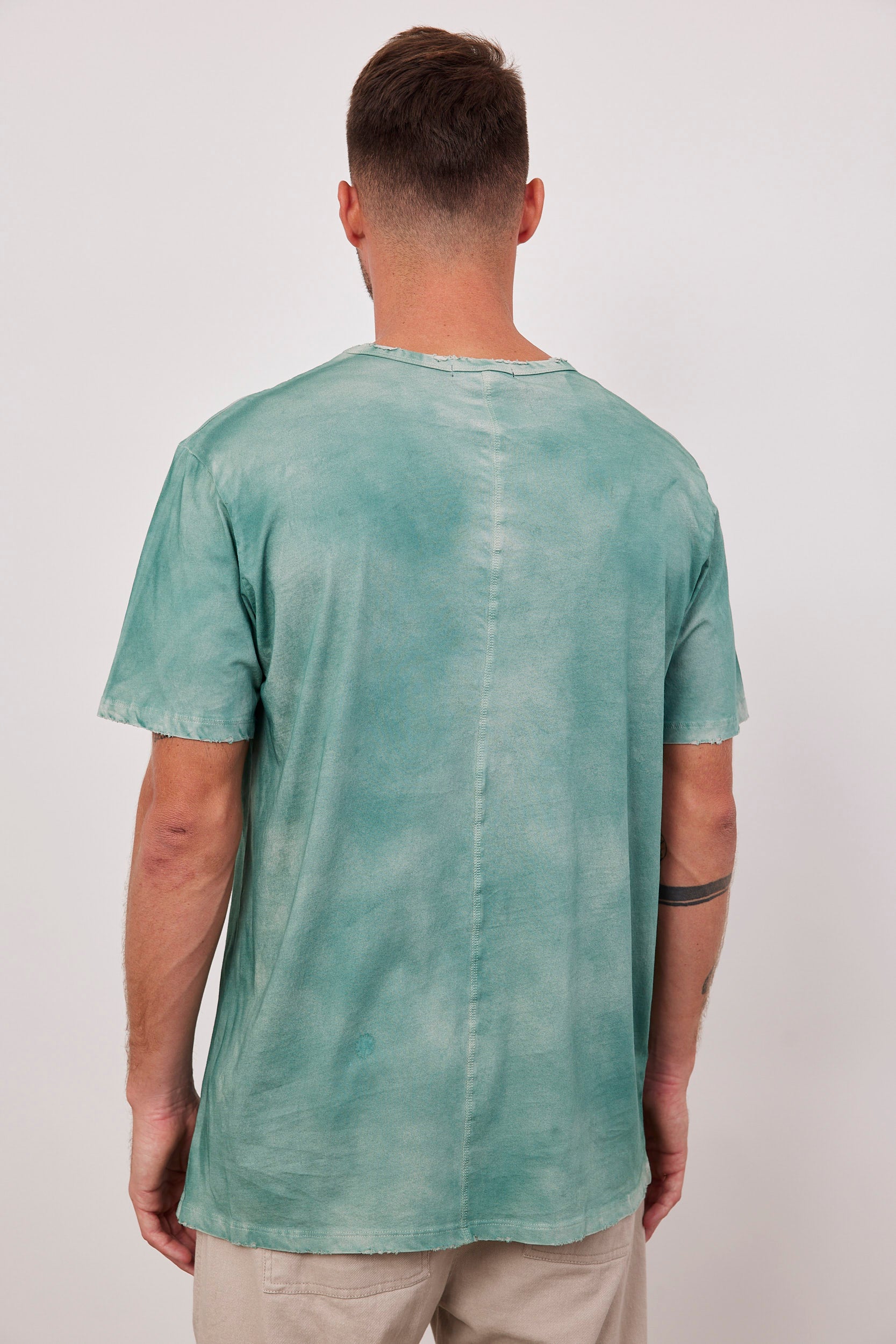 חולצת ווש קצרה עם גימור פרום