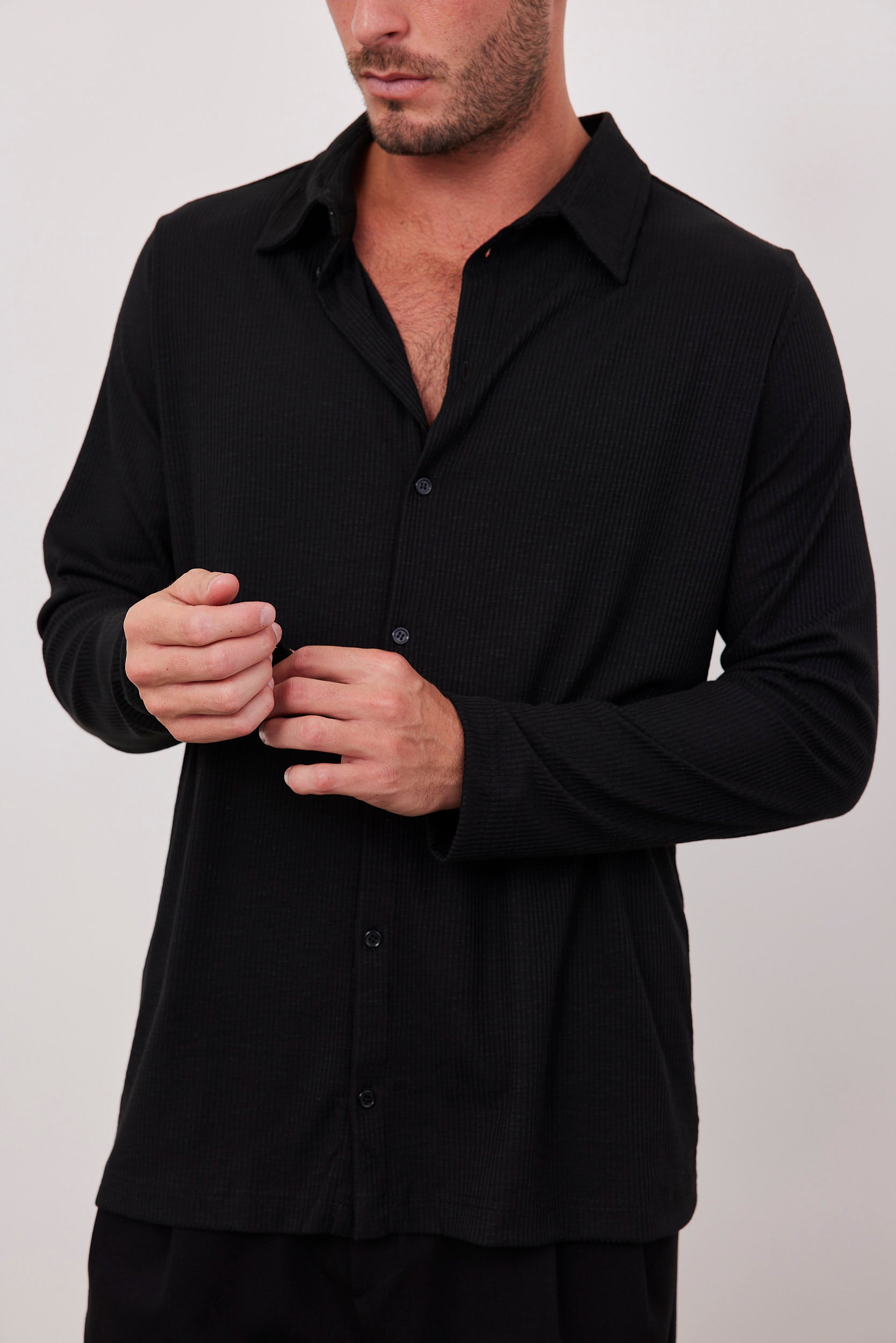 חולצה בטקסטורת פסים מכופתרת