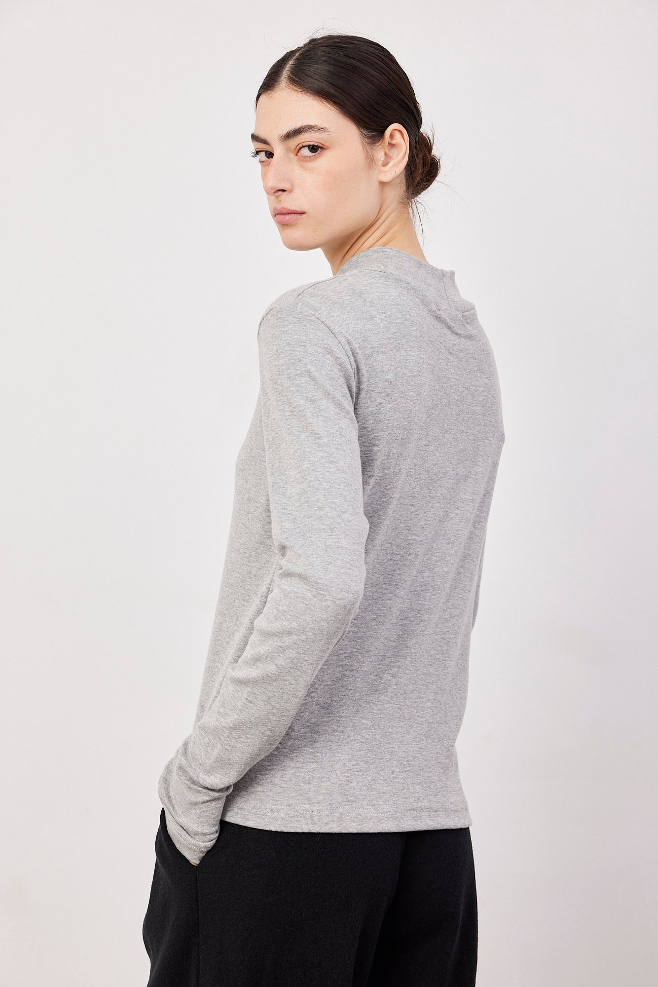 חולצת גולף עם תיפור ושרוול כפפה - ITAY BRANDS