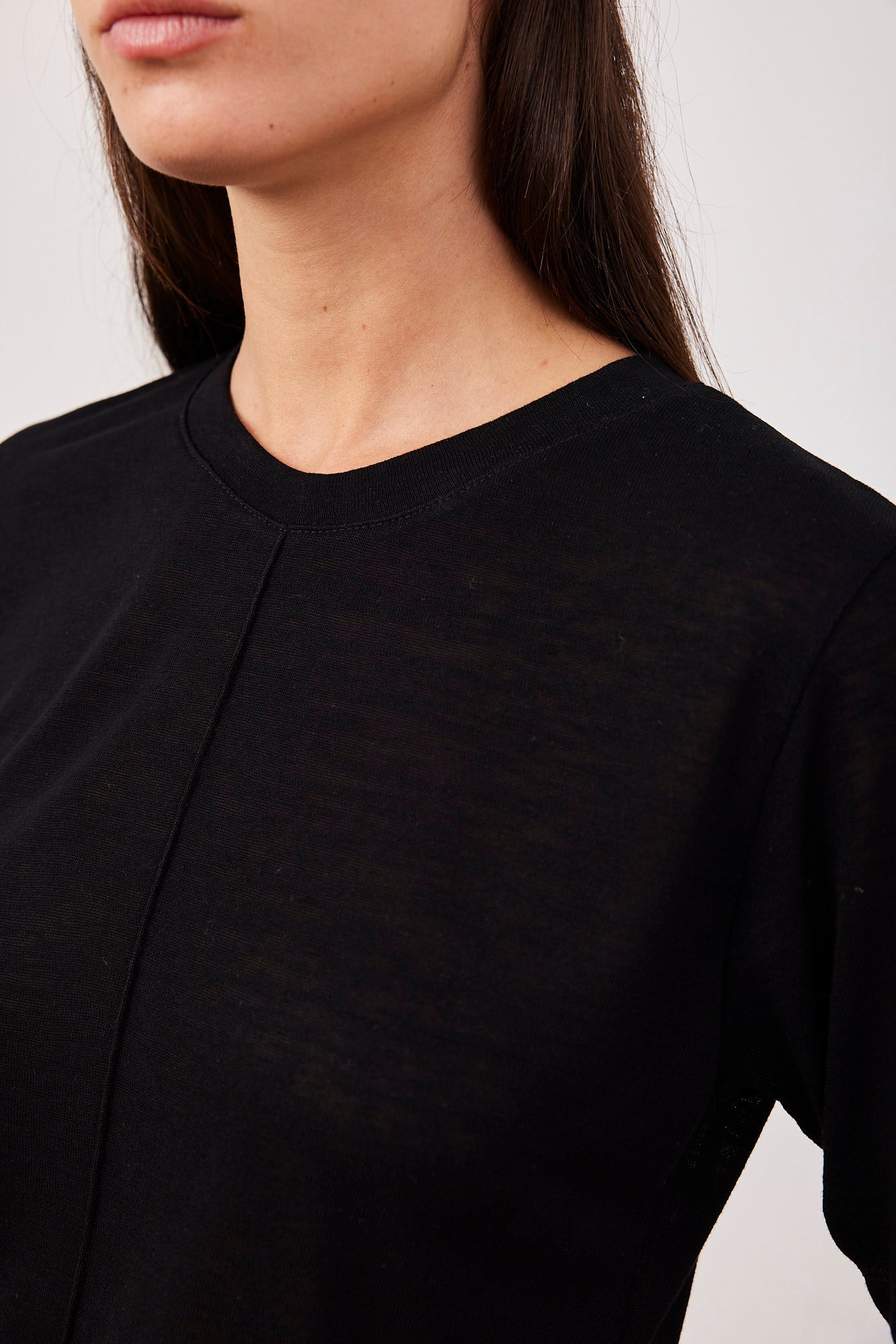 טי-שרט עם תיפור קדמי - ITAY BRANDS