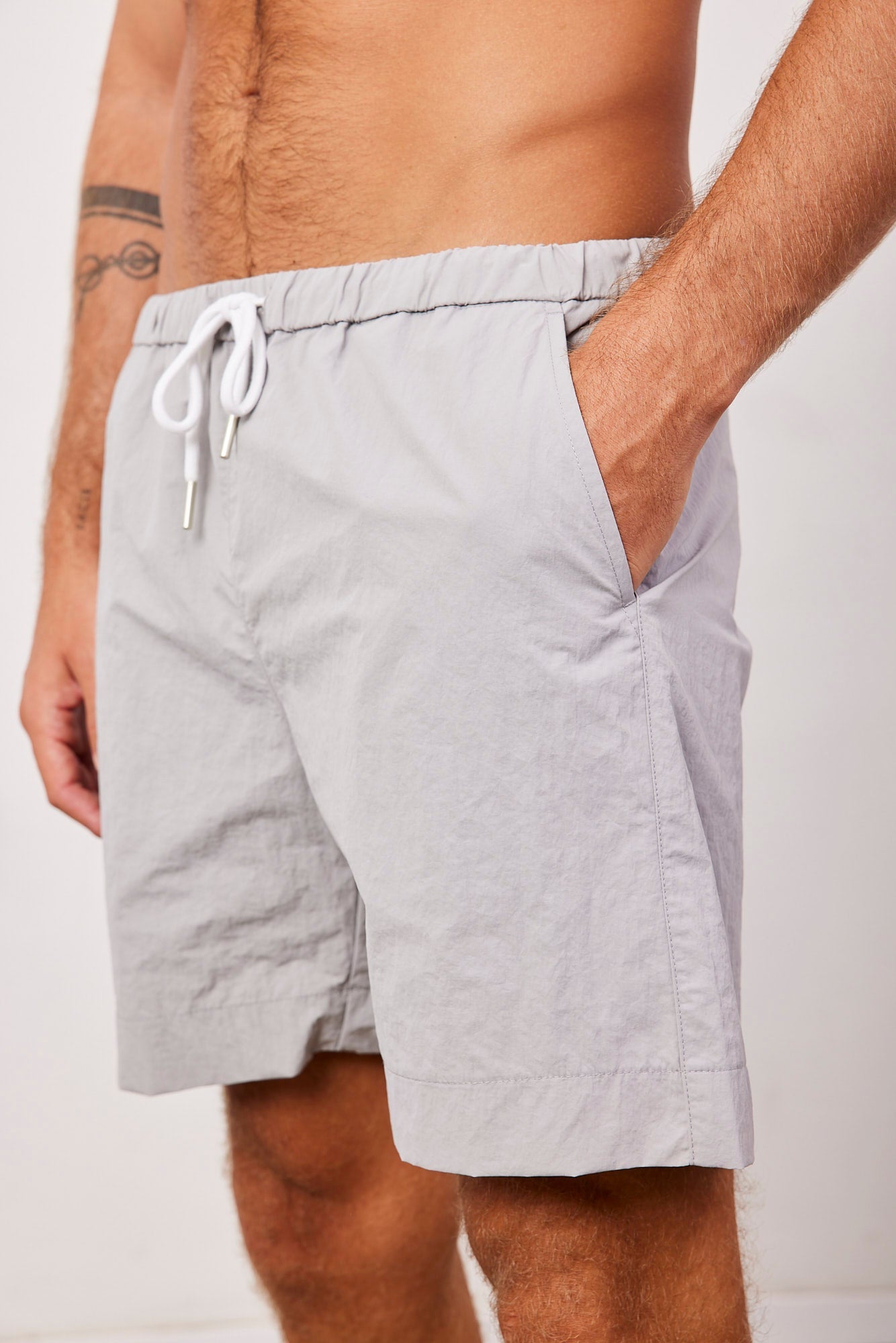 מכנסי ניילון קצרים - ITAY BRANDS