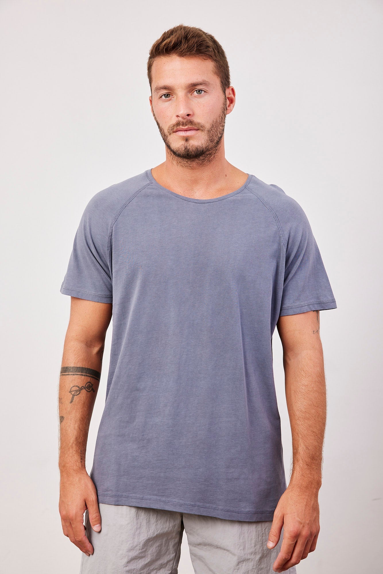 טישרט כותנה עם תיפור בולט - ITAY BRANDS