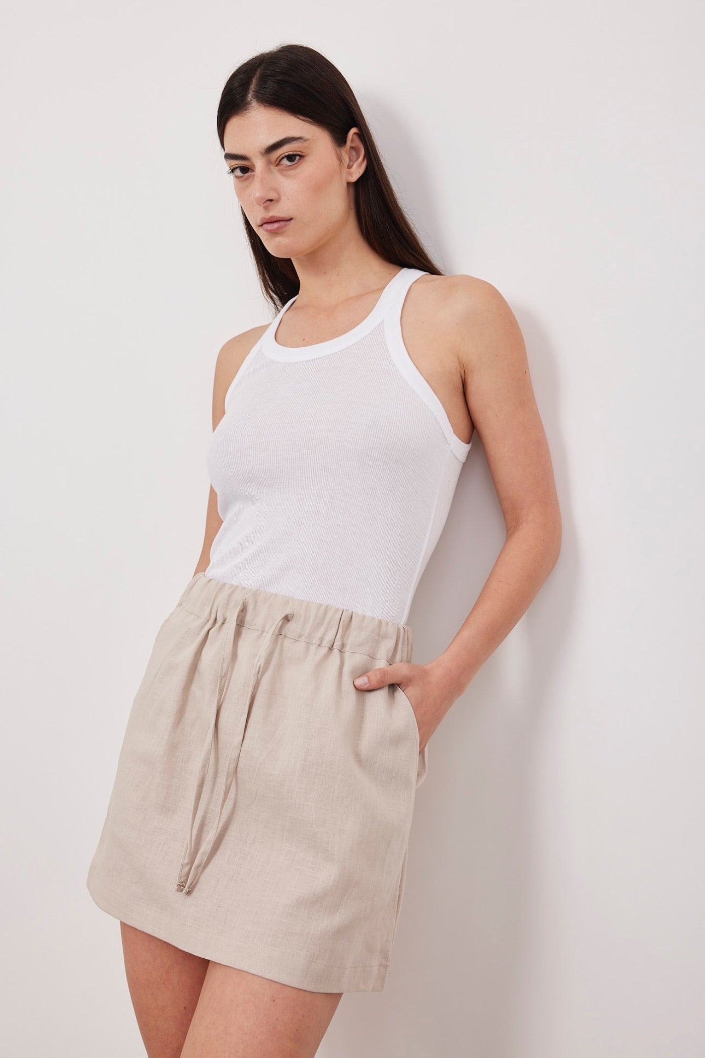 חצאית פשתן קצרה - ITAY BRANDS