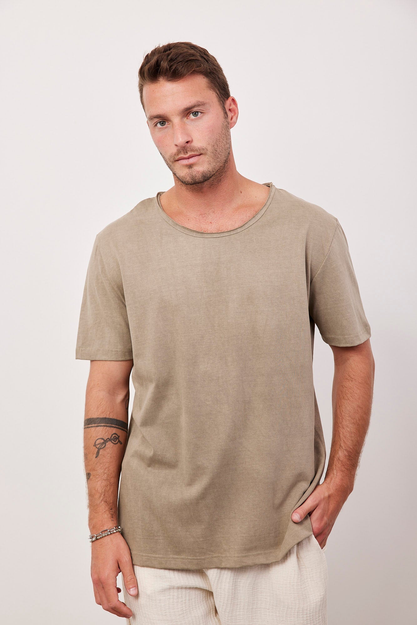 טישרט ווש עם מפתח בגימור פרום - ITAY BRANDS