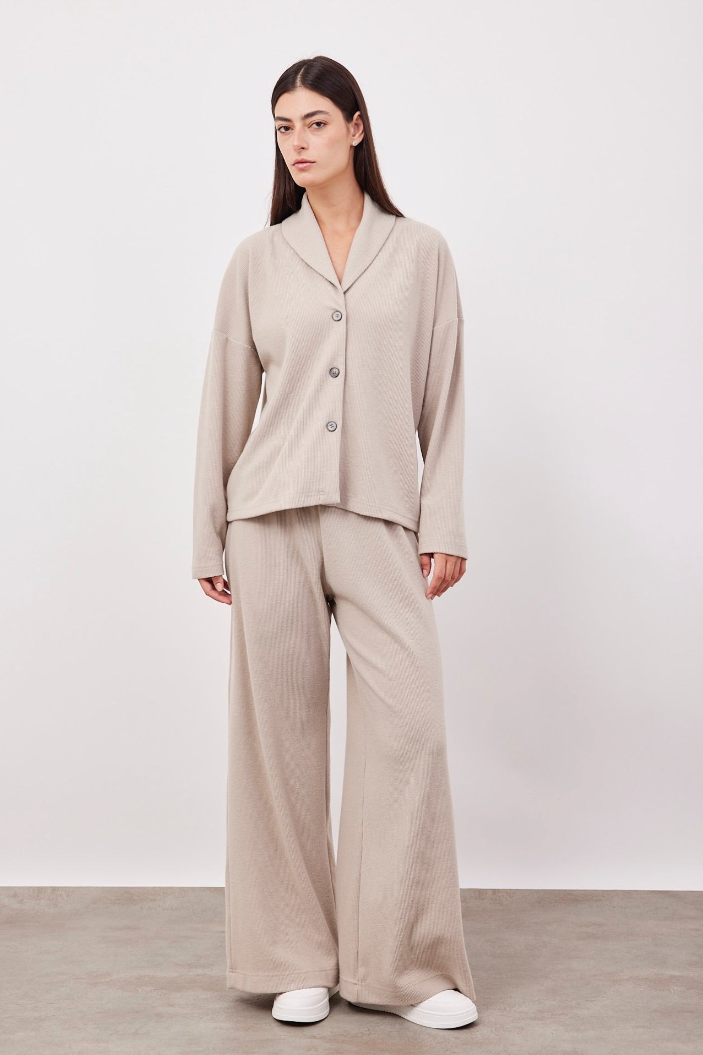 חליפת סריג רכה מכופתרת - ITAY BRANDS