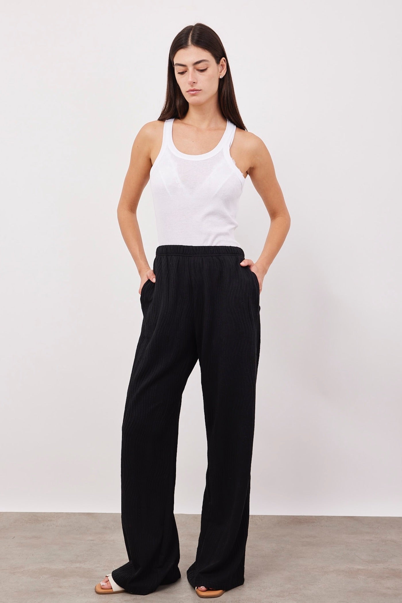 מכנסיים ארוכים בטקסטורה - ITAY BRANDS