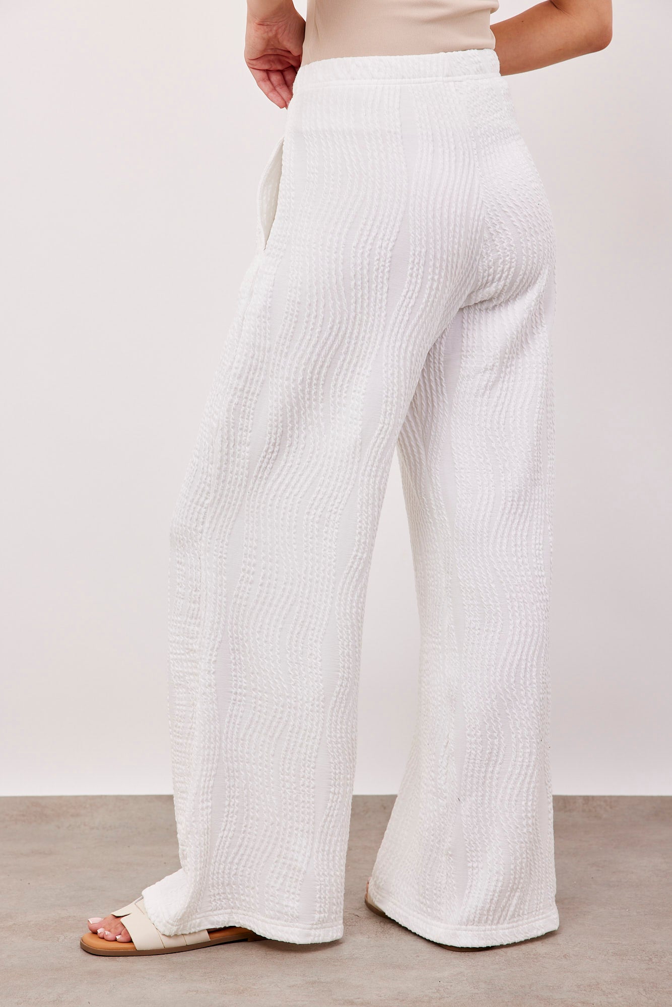 מכנסיים ארוכים בטקסטורה - ITAY BRANDS