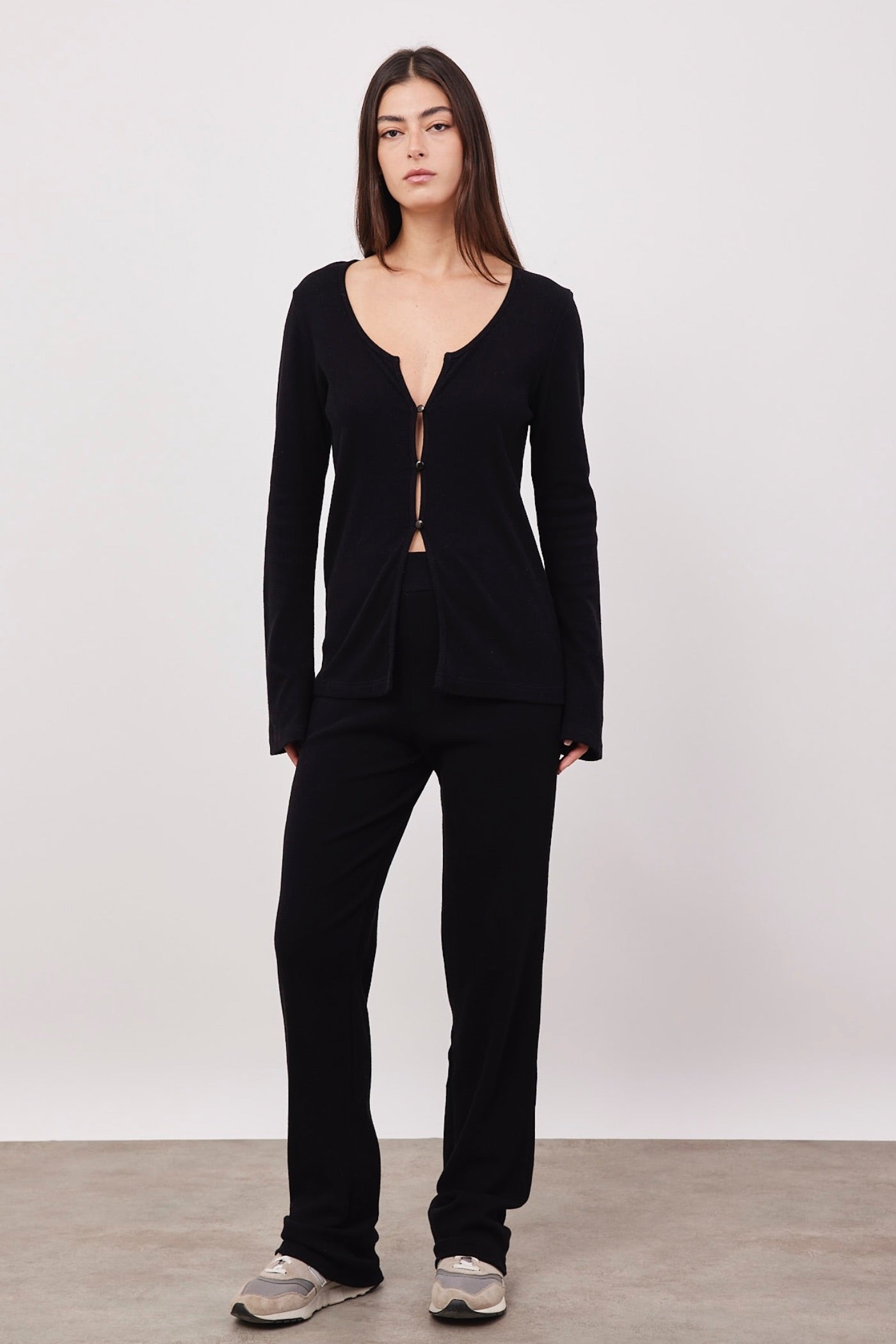 חליפת סריג עליונית בשילוב כפתורים - ITAY BRANDS