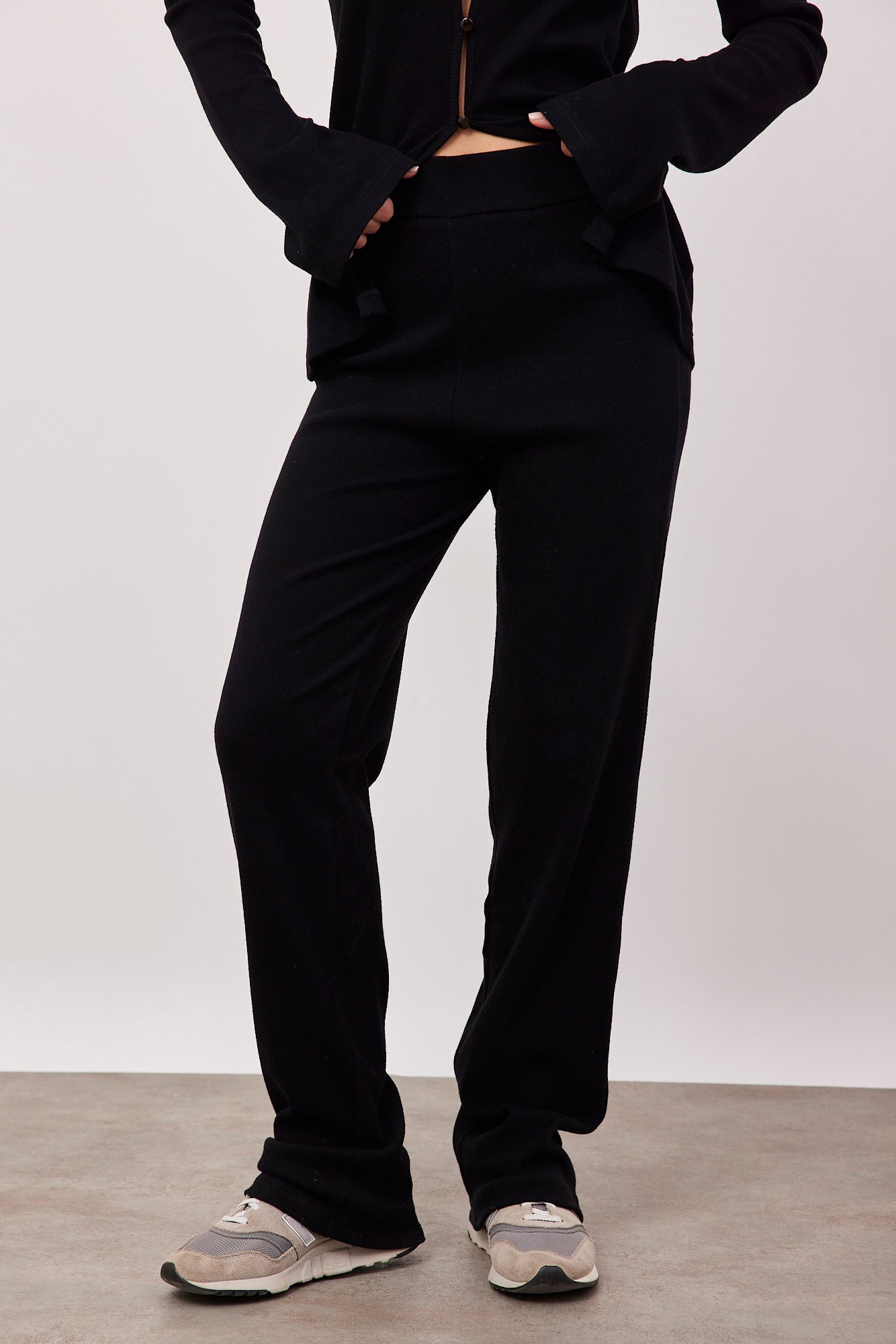 חליפת סריג עליונית בשילוב כפתורים - ITAY BRANDS