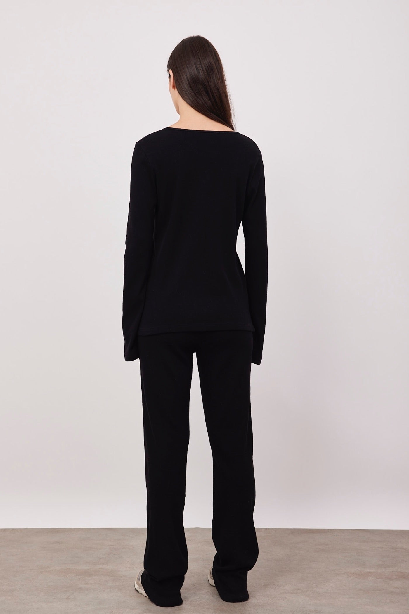 חליפת סריג עליונית בשילוב כפתורים - ITAY BRANDS