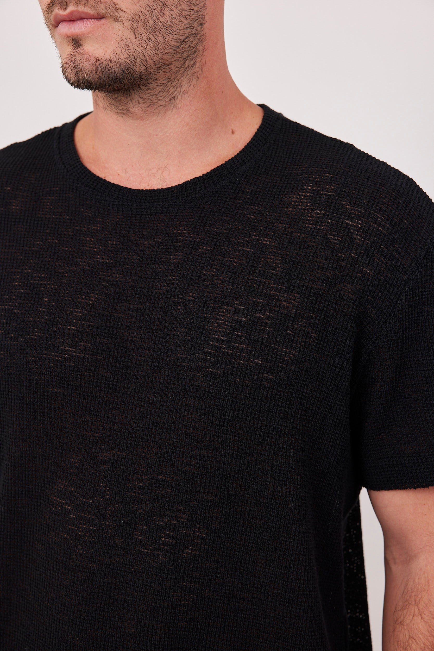 טישרט סרוגה