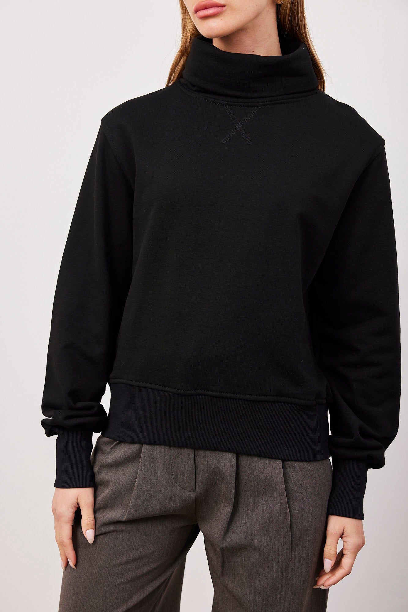 סווטשרט גולף בסיומת ריב - ITAY BRANDS