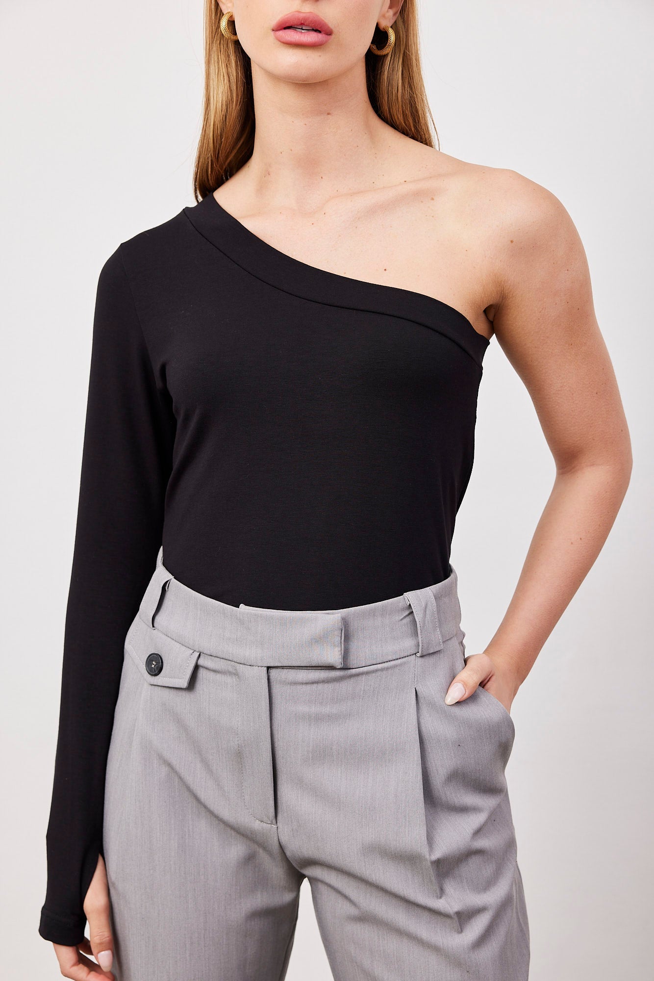 חולצת וואן שולדר שרוול כפפה - ITAY BRANDS