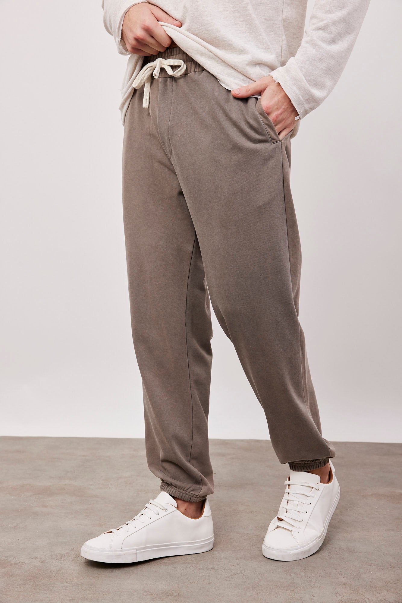 מכנסי טרנינג בסיומת גומי - ITAY BRANDS