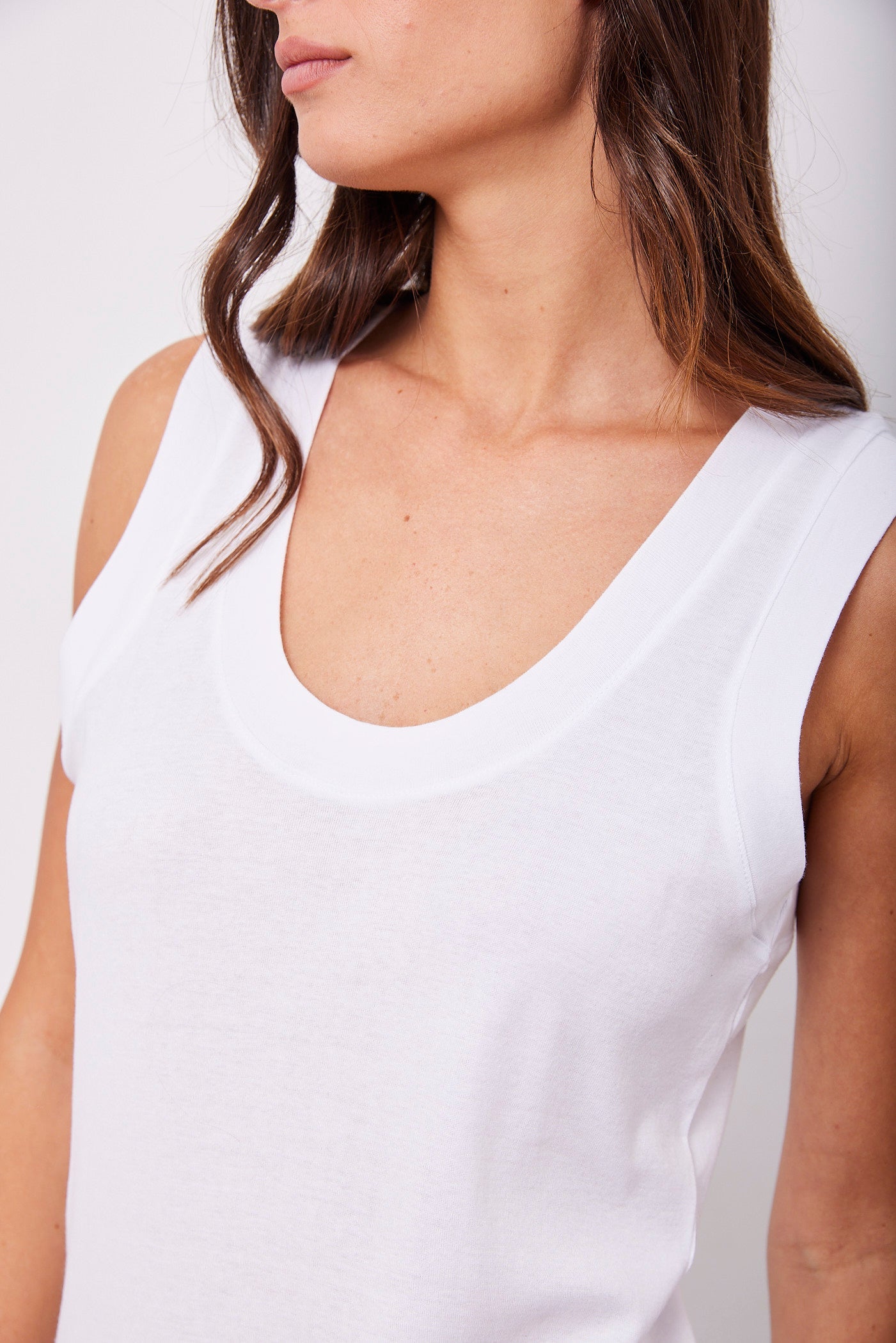 גופיית כותנה מחשוף עגול - ITAY BRANDS