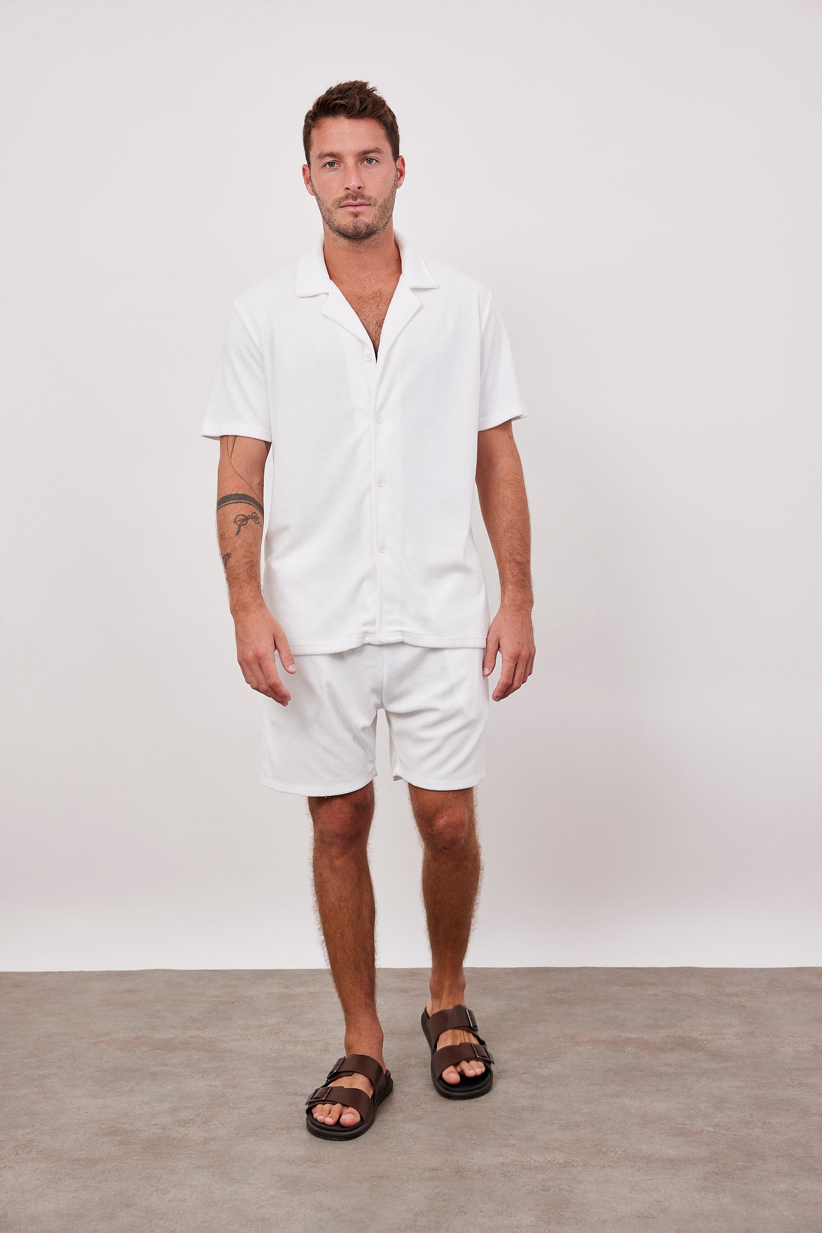 מכנסיים קצרים בטקסטורה