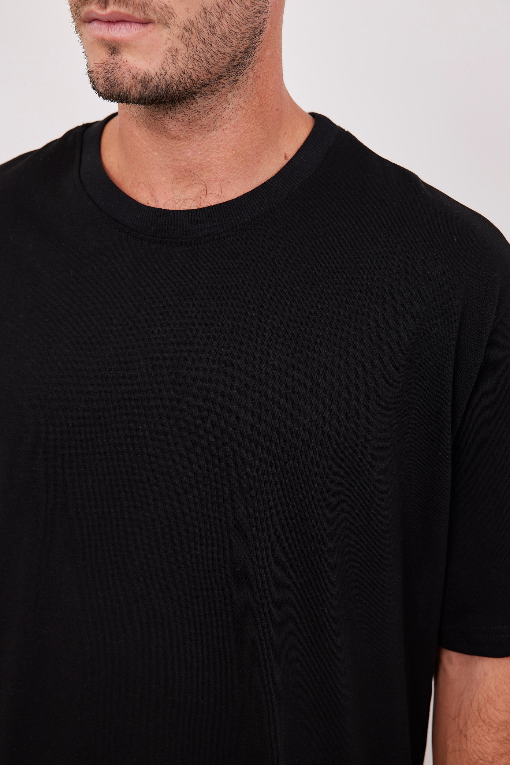 טי-שרט כותנה בגזרה רחבה