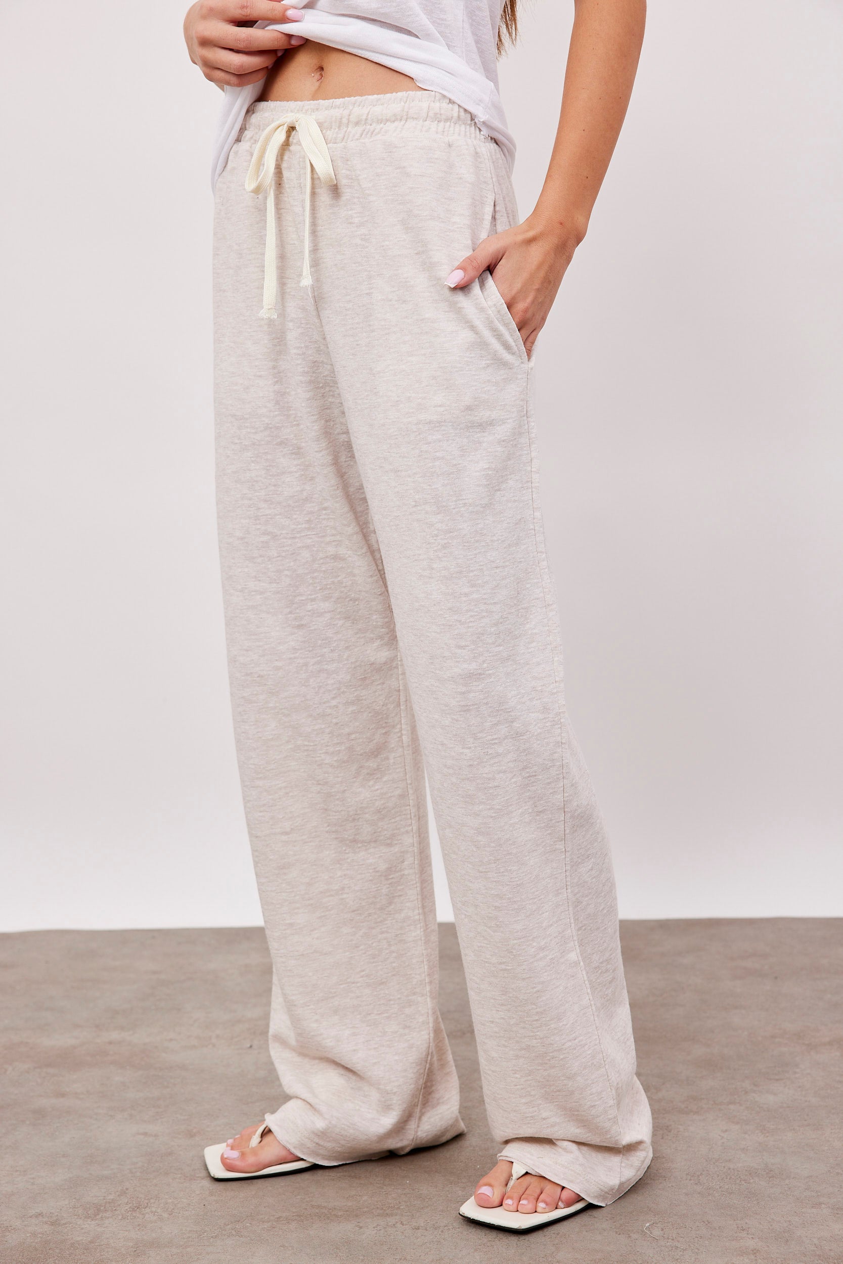 מכנסי סלאב במראה פשתן