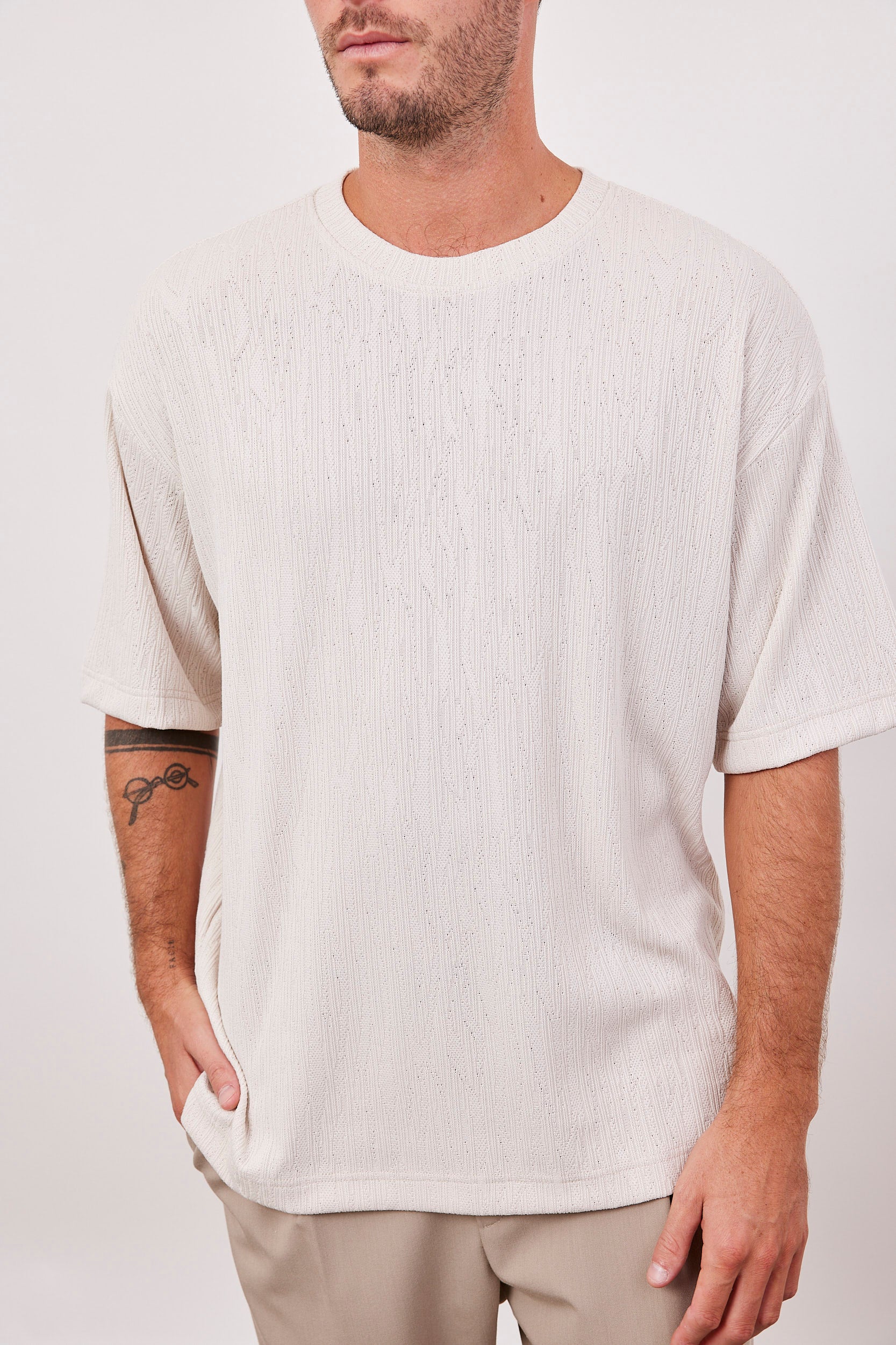 טישרט בטקסטורה