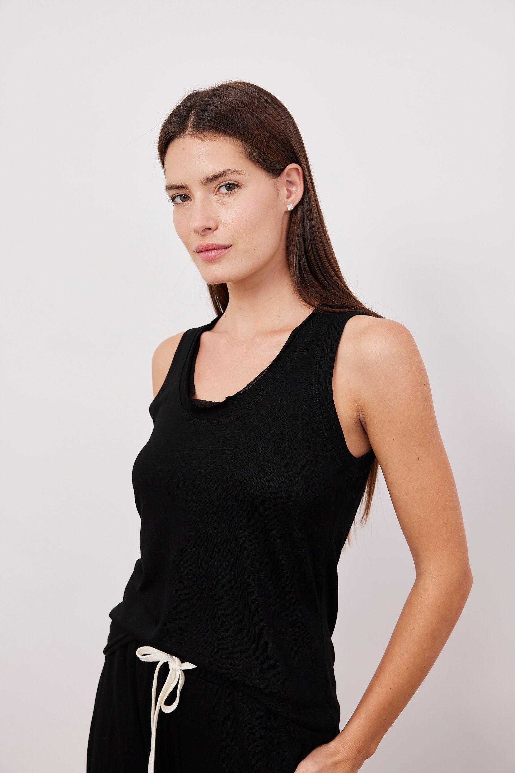 גופיית סלאב במראה פשתן