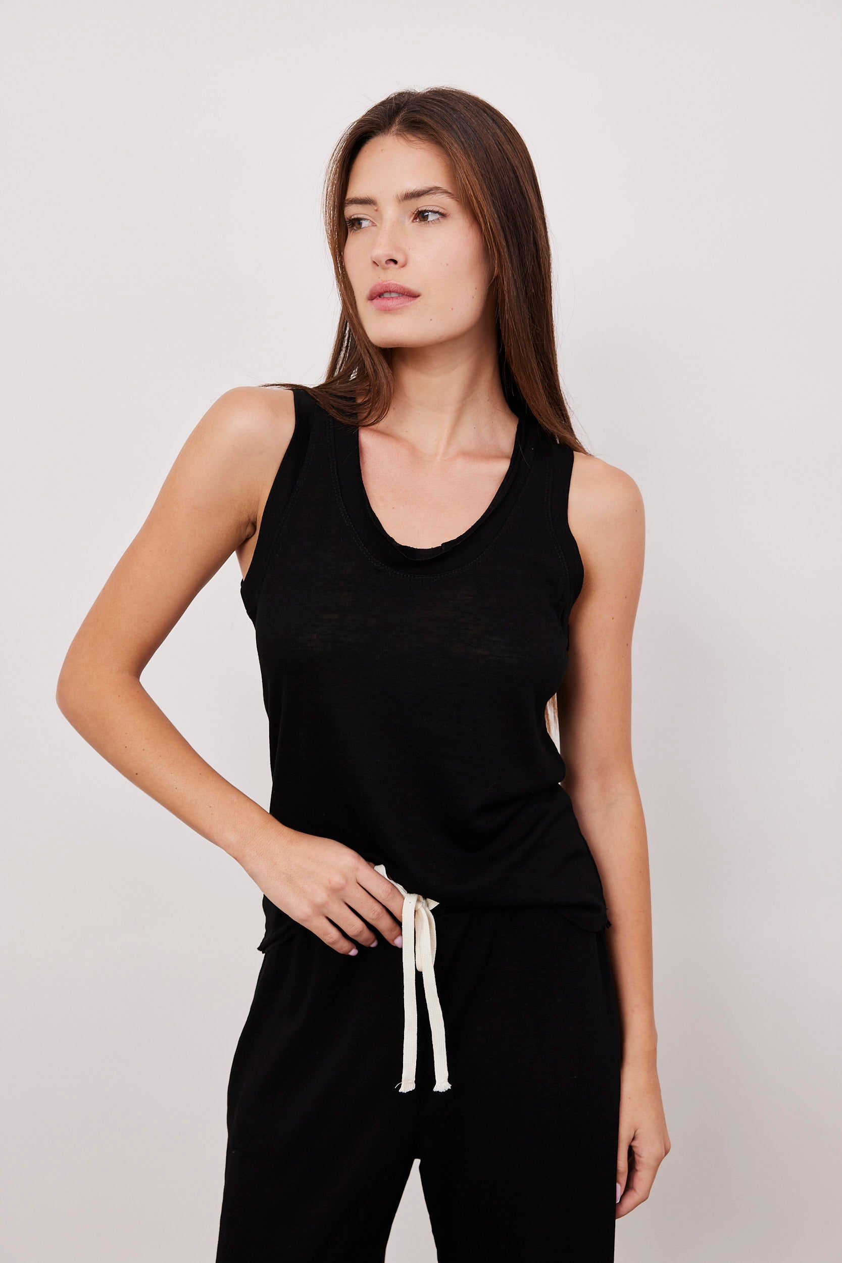 גופיית סלאב במראה פשתן