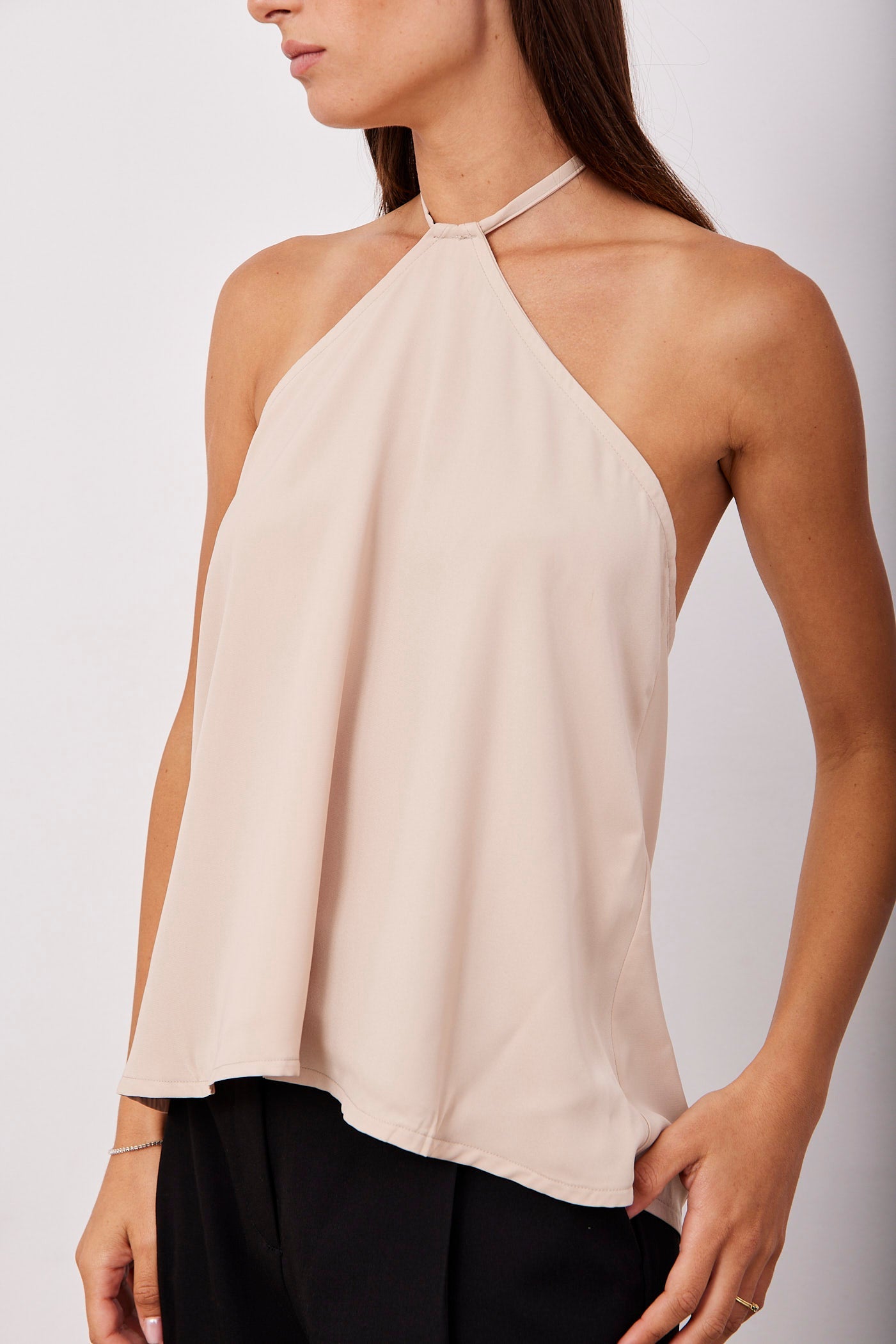 גופיית קולר קשירה במראה סאטן - ITAY BRANDS